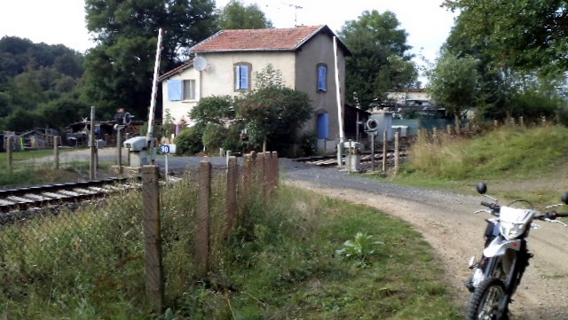 Haute Loire - Couteuges - passage à niveau