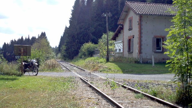Haute Loire - Félines - passage à niveau