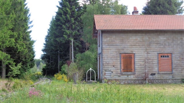 Haute Loire - Félines - passage à niveau