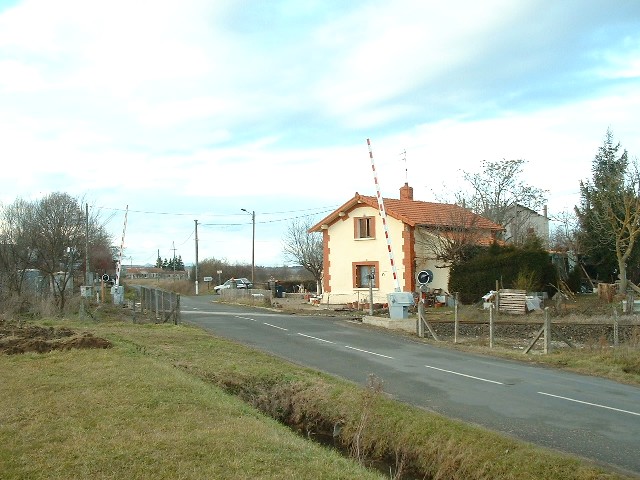 Haute Loire - Paulhac - passage à niveau