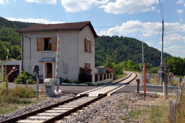 Haute Loire - Saint Vincent - passage à niveau