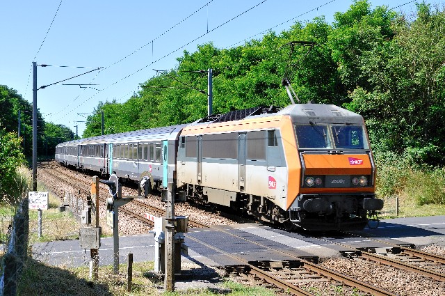 Loiret - Boismorand - passage à niveau