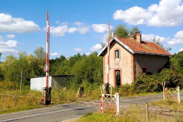 Loiret - Cerdon - passage à niveau