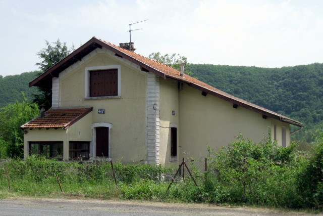 Lot - Larroque Toirac - passage à niveau