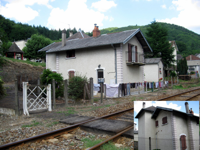 Lot - Laval de Cère - passage à niveau