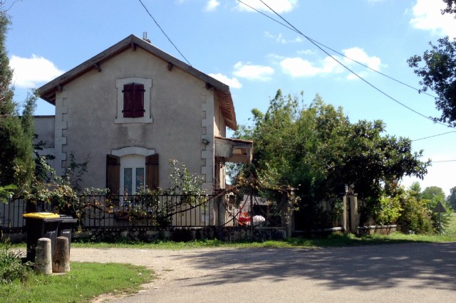 Lot et Garonne - Lafitte sur Lot - passage à niveau