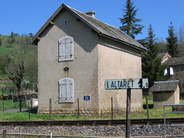 Lozère - Allenc - passage à niveau