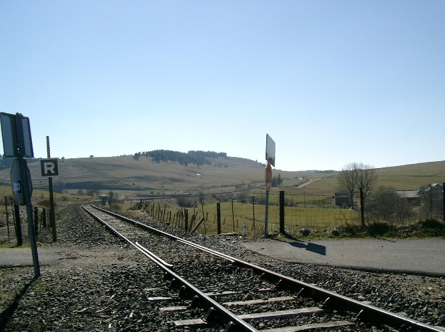 Lozère - Mont Lozère et Goulet (Belvezet) - passage à niveau