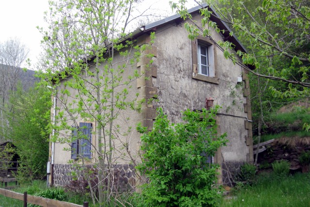 Lozère - Cassagnas - passage à niveau