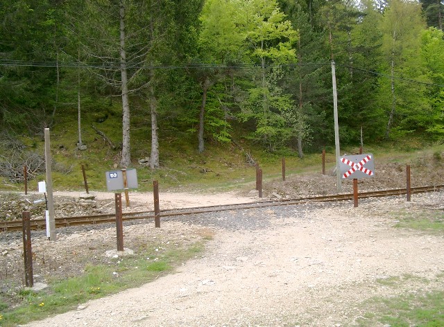 Lozère - Chasseradès - passage à niveau