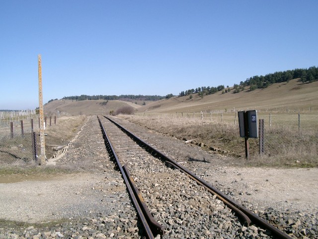 Lozère - Mont Lozère et Goulet (Belvezet) - passage à niveau