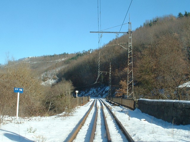 Lozère - Bourg sur Colagne (Le Monastier) - passage à niveau