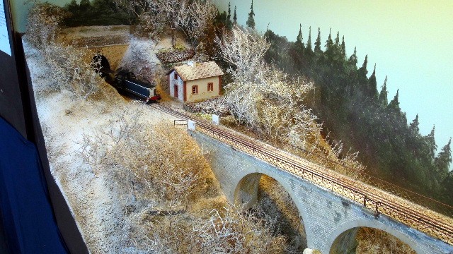 Lozère - Naussac Fontanes - passage à niveau