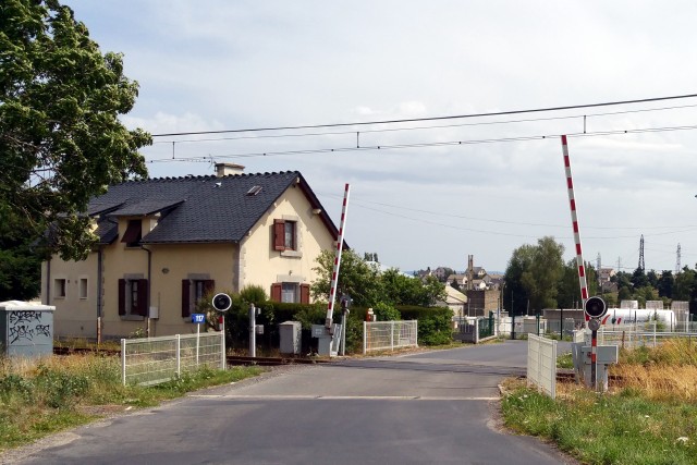 Lozère - Saint Chély d'Apcher - passage à niveau