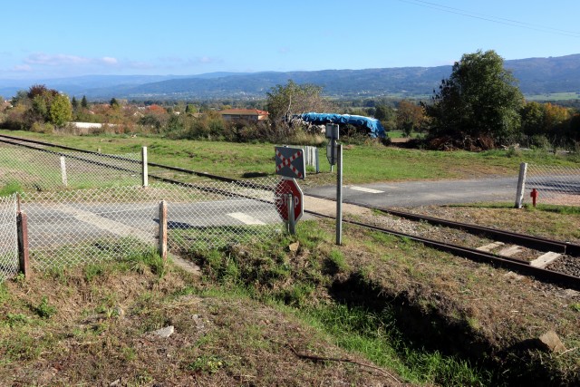 Puy de Dôme - Arlanc - passage à niveau