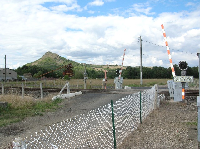 Puy de Dôme - Beaulieu - passage à niveau