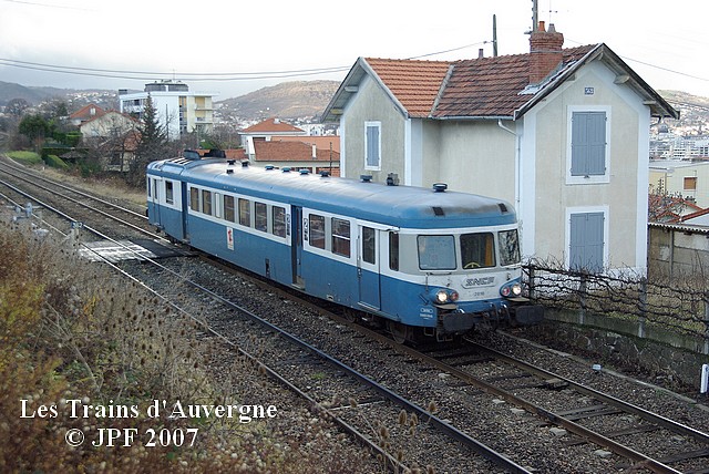 Puy de Dôme - Clermont Ferrand - passage à niveau