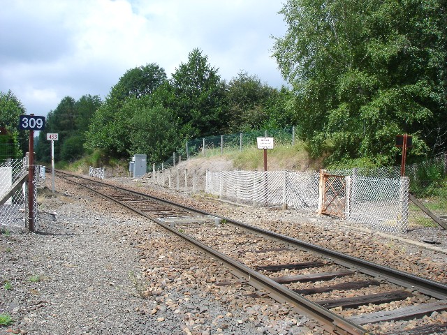 Puy de Dôme - La Bourboule - passage à niveau
