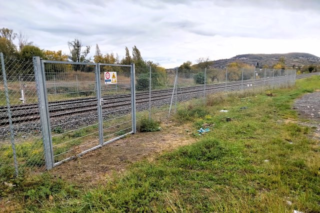 Puy de Dôme - Les Martres de Veyre - passage à niveau