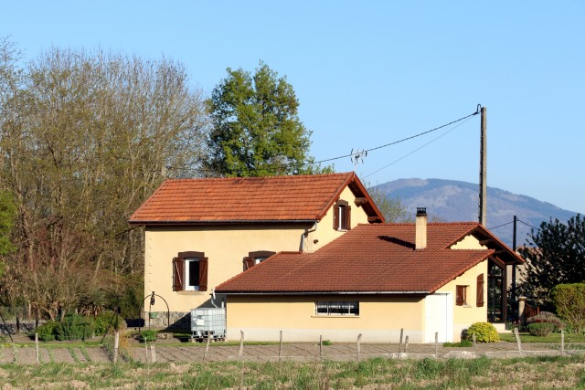 Puy de Dôme - Peschadoires - passage à niveau