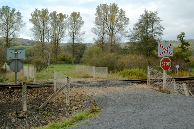 Puy de Dôme - Saint Pierre le Chastel - passage à niveau