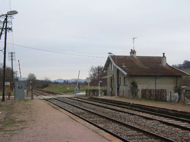 Saône et Loire - Broye - passage à niveau