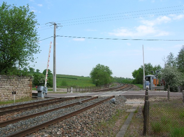 Saône et Loire - Perreuil - passage à niveau