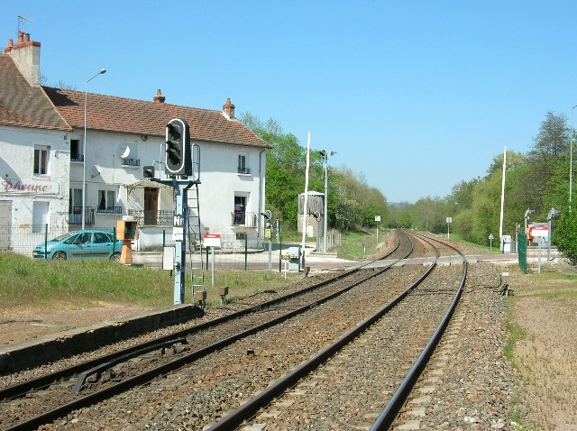 Saône et Loire - Saint Léger sur Dheune - passage à niveau