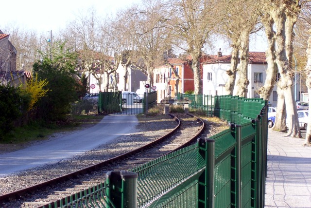 Tarn - Castres - passage à niveau