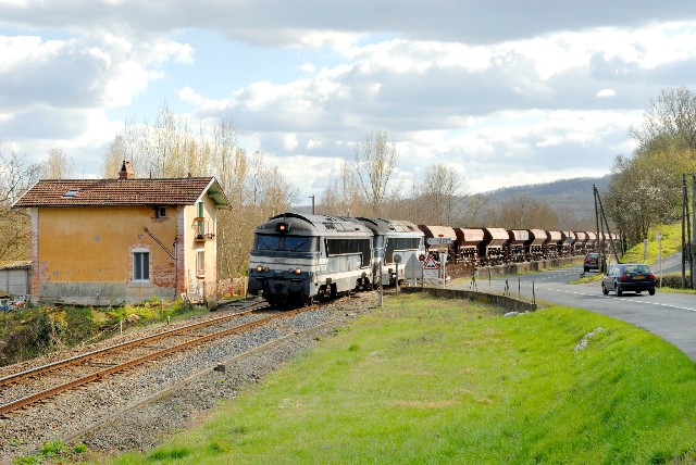 Tarn - Marnaves - passage à niveau