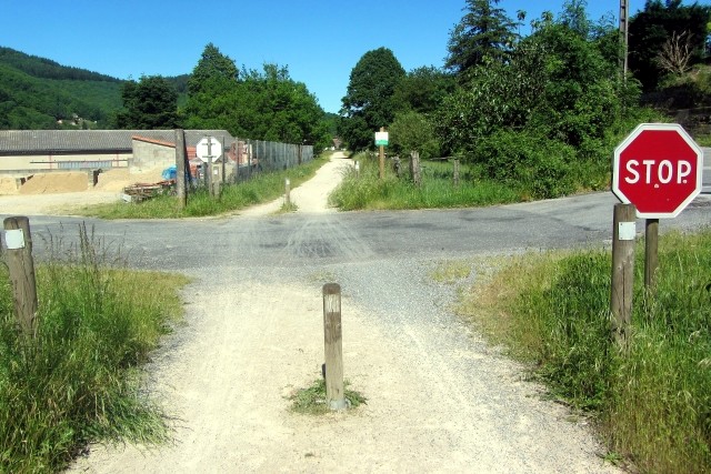 Tarn - Labastide Rouairoux - passage à niveau