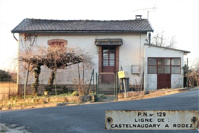 Tarn - Lescure d'Albigeois - passage à niveau