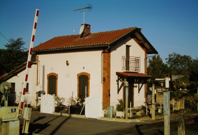Tarn - Milhars - passage à niveau