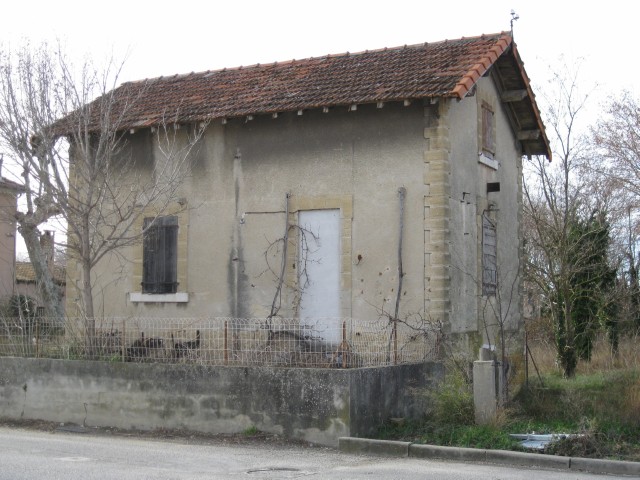 Vaucluse - Jonquières - passage à niveau