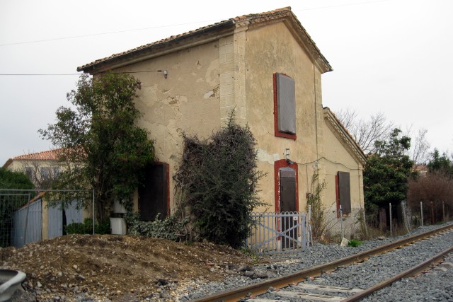 Vaucluse - Monteux - passage à niveau