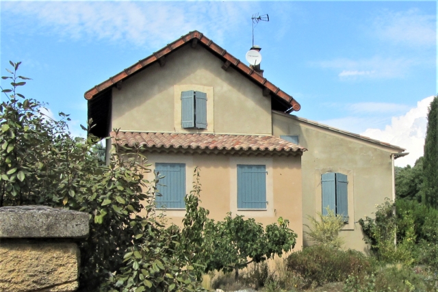 Vaucluse - Saint Martin de Castillon - passage à niveau