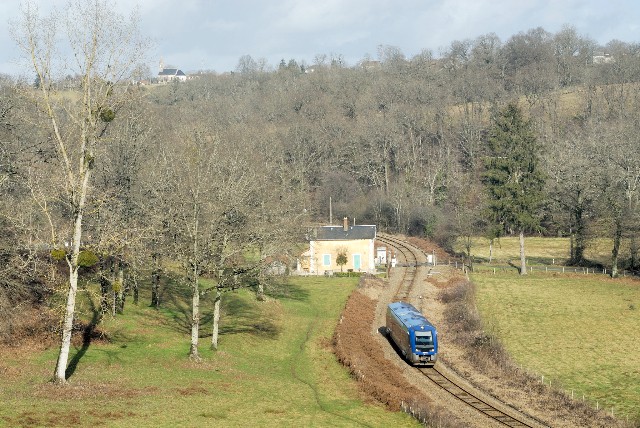 Haute Vienne - Bellac - passage à niveau