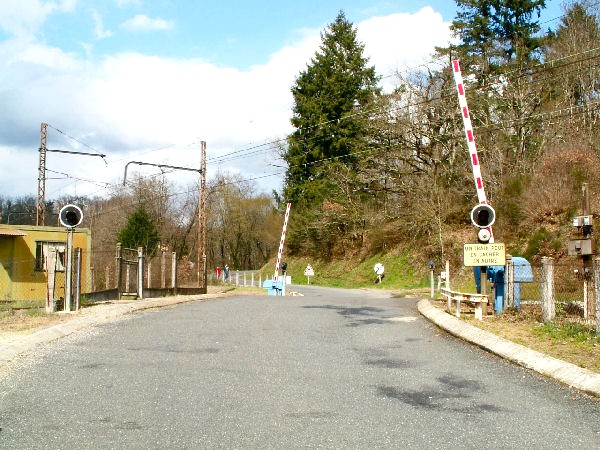 Haute Vienne - Boisseuil - passage à niveau