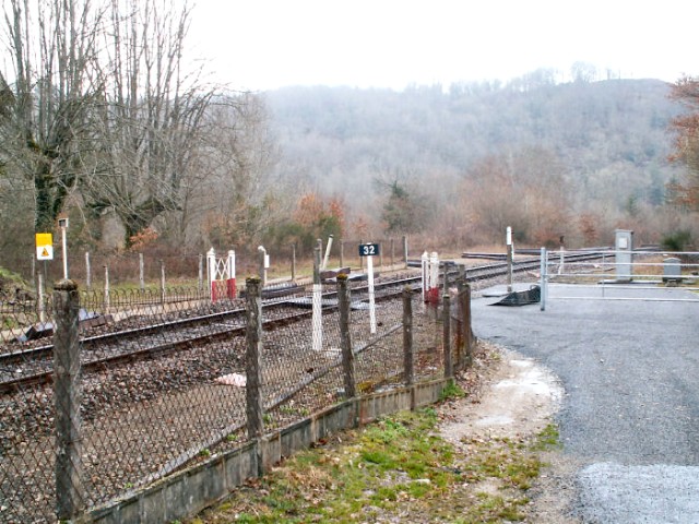 Haute Vienne - Eymoutiers - passage à niveau