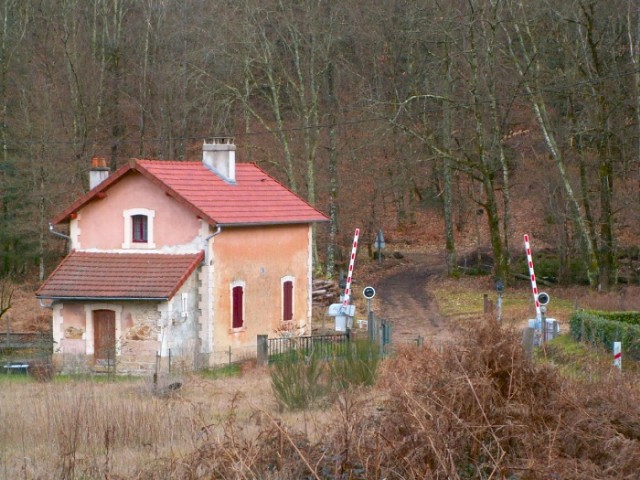 Haute Vienne - Peyrilhac - passage à niveau