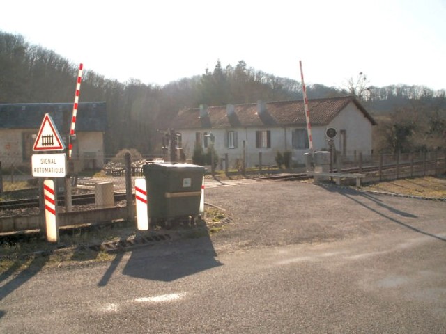 Haute Vienne - Saint Léonard de Noblat - passage à niveau