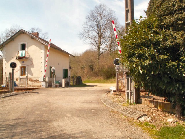 Haute Vienne - Saint Priest Taurion - passage à niveau