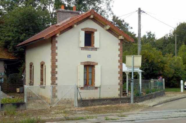 Yonne - Saint Martin sur Ouanne - passage à niveau