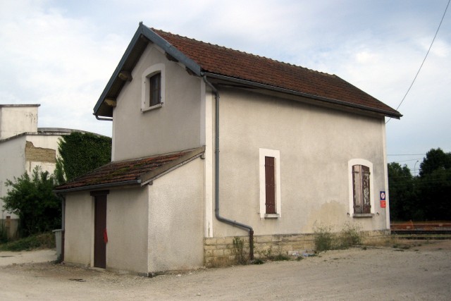 Yonne - Vergigny - passage à niveau