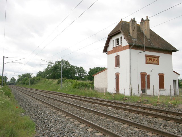 Allier - Hauterive - passage à niveau