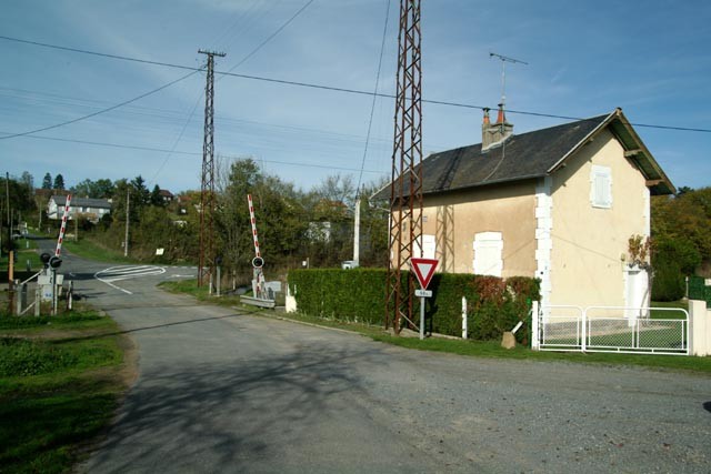 Allier - Lignerolles - passage à niveau