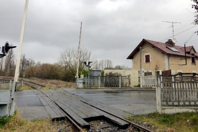 Allier - Montluçon - passage à niveau