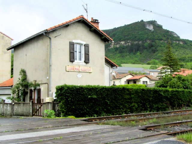 Aveyron - Tournemire - passage à niveau