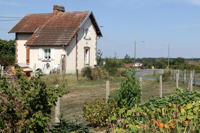 Cher - Aubigny sur Nère - passage à niveau