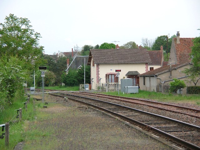 Cher - Vallenay - passage à niveau